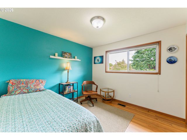 3431 Ne 132nd Ave, Portland, OR 97230