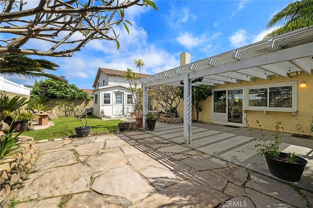 18311 Hartlund Lane, Huntington Beach, CA 92646