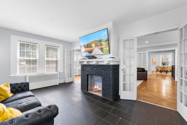 81 Eastwood St, East Orange City, NJ 07017