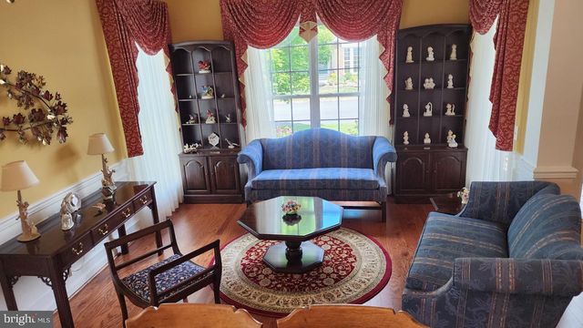 796 VILLAGE AVE, Collegeville, PA 19426