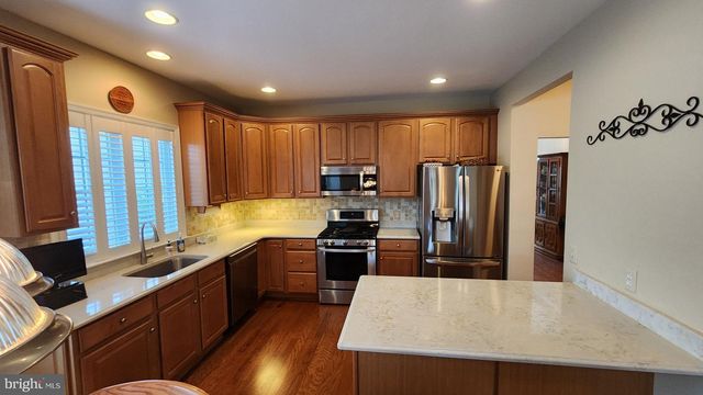 796 VILLAGE AVE, Collegeville, PA 19426