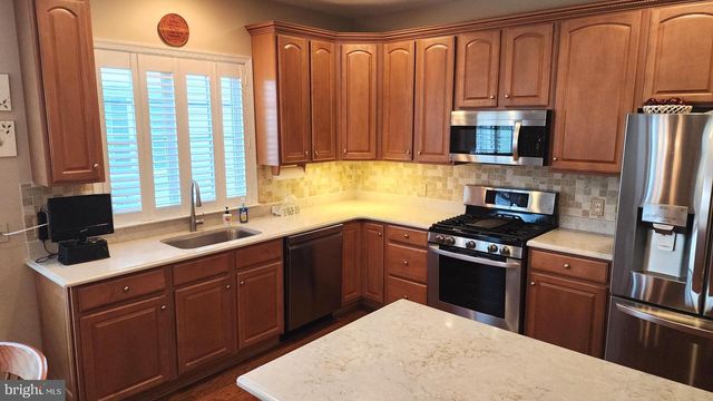 796 VILLAGE AVE, Collegeville, PA 19426