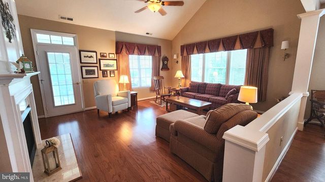 796 VILLAGE AVE, Collegeville, PA 19426
