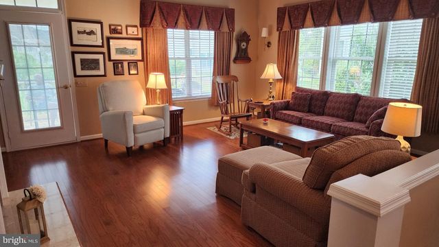 796 VILLAGE AVE, Collegeville, PA 19426
