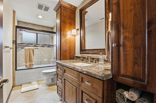 445 Sierra Ln, Sacramento, CA 95864