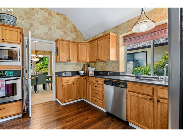 16589 Sw WATERLEAF St, Beaverton, OR 97006