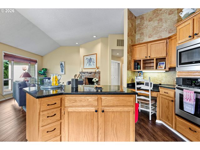 16589 Sw WATERLEAF St, Beaverton, OR 97006