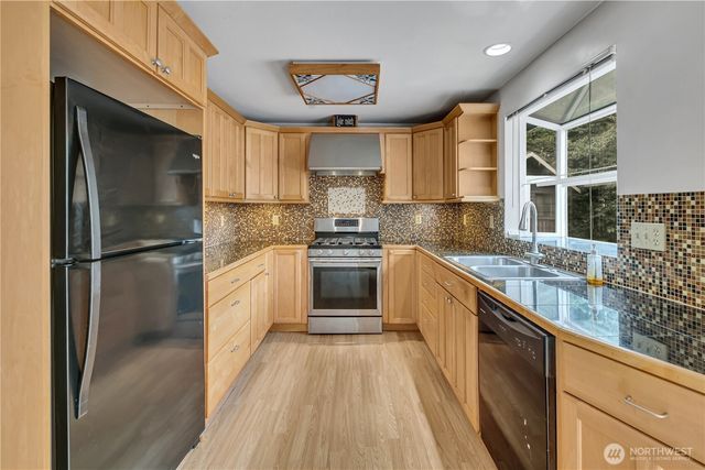 32321 111th Place SE, Auburn, WA 98092
