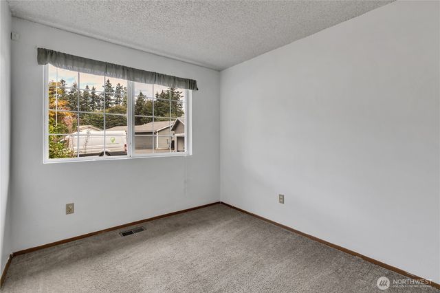 32321 111th Place SE, Auburn, WA 98092