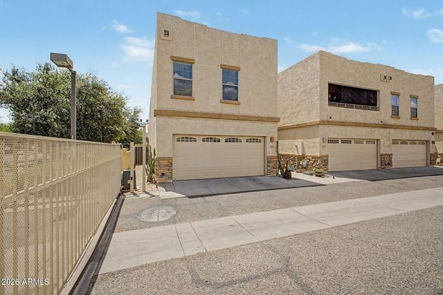 15818 N 25TH Street 113, Phoenix, AZ 85032