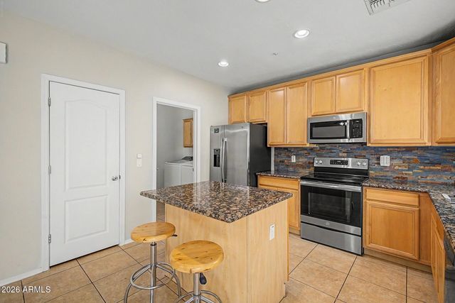 15818 N 25TH Street 113, Phoenix, AZ 85032