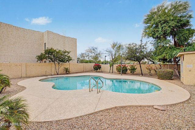15818 N 25TH Street 113, Phoenix, AZ 85032