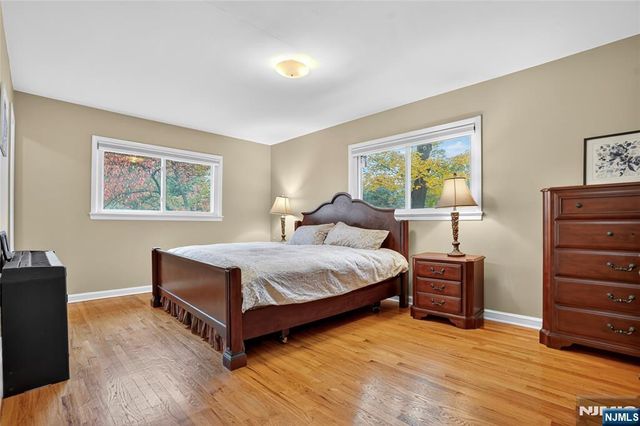 16 Greentree Terrace, Tenafly, NJ 07670