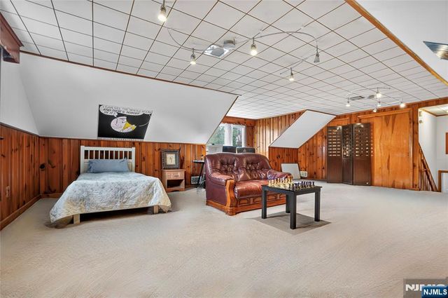 16 Greentree Terrace, Tenafly, NJ 07670