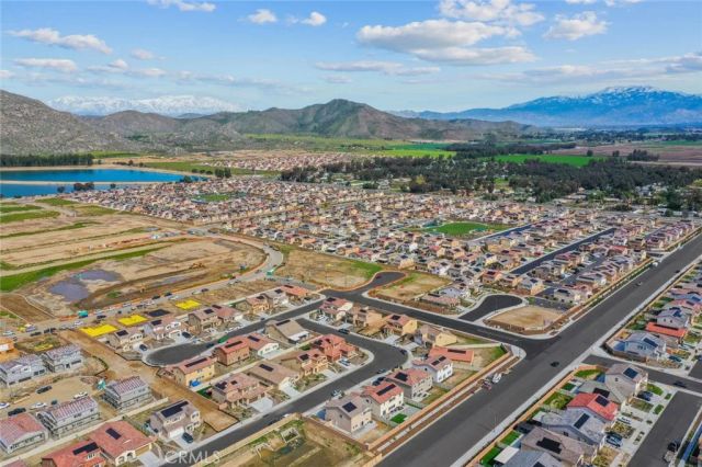 30645 Camino Del Sur, Winchester, CA 92596