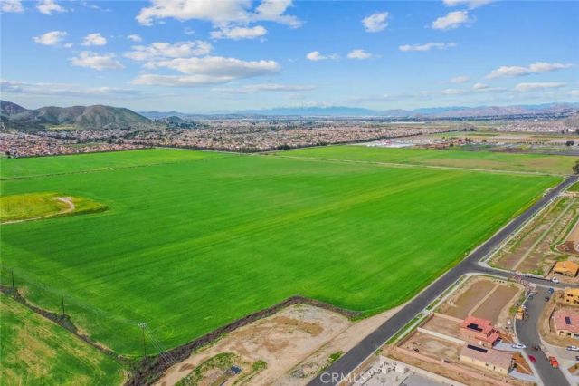 30645 Camino Del Sur, Winchester, CA 92596