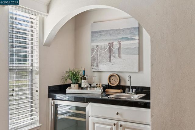 2609 Saklan Indian Dr. 1, Walnut Creek, CA 94595