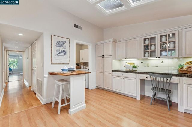 2609 Saklan Indian Dr. 1, Walnut Creek, CA 94595