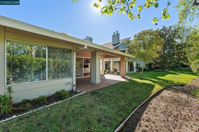 2609 Saklan Indian Dr. 1, Walnut Creek, CA 94595