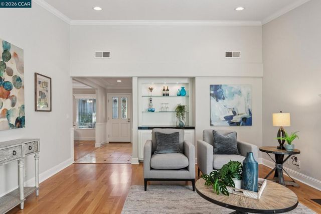 2609 Saklan Indian Dr. 1, Walnut Creek, CA 94595