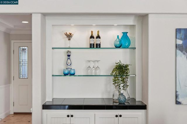 2609 Saklan Indian Dr. 1, Walnut Creek, CA 94595