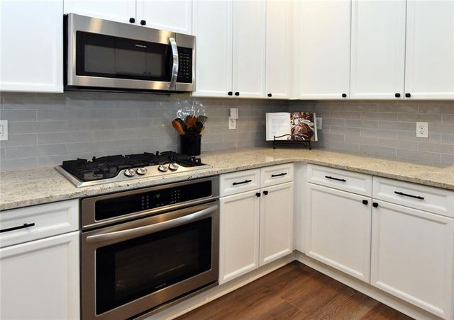 1025 Fairview Club Circle, Dacula, GA 30019