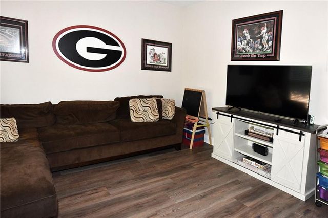 1025 Fairview Club Circle, Dacula, GA 30019