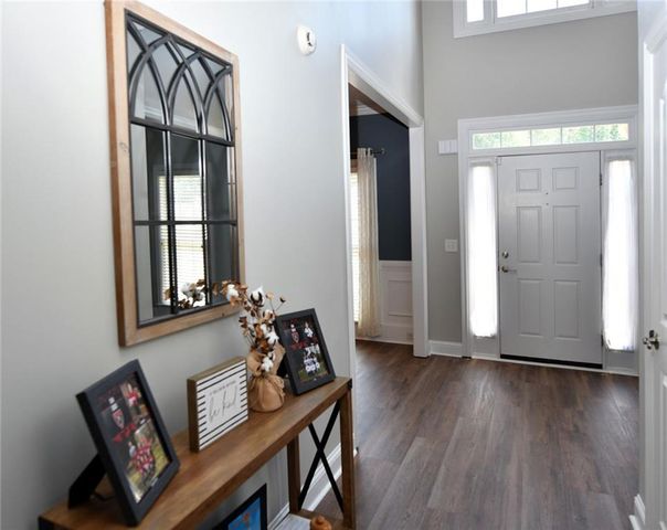 1025 Fairview Club Circle, Dacula, GA 30019
