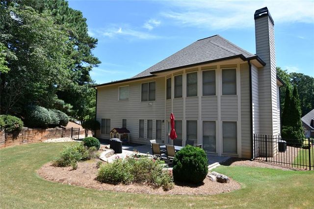1025 Fairview Club Circle, Dacula, GA 30019