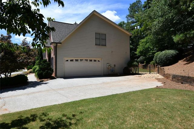 1025 Fairview Club Circle, Dacula, GA 30019