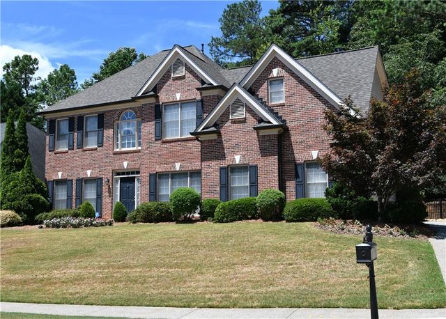 1025 Fairview Club Circle, Dacula, GA 30019