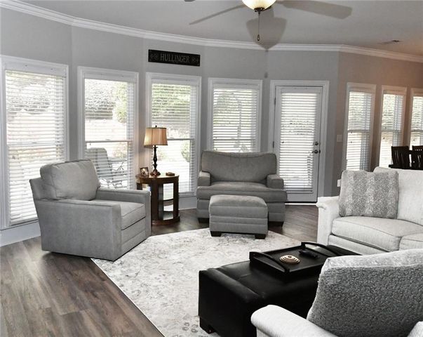 1025 Fairview Club Circle, Dacula, GA 30019
