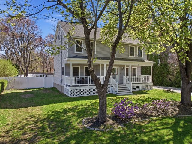 21 Bedford Drive, Grafton, MA 01536