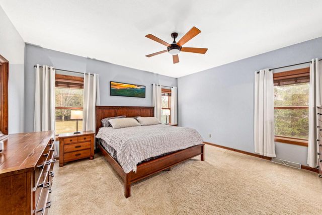 1841 Kissel DRIVE, Hartford, WI 53027