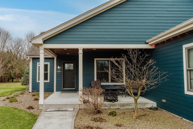 1841 Kissel DRIVE, Hartford, WI 53027