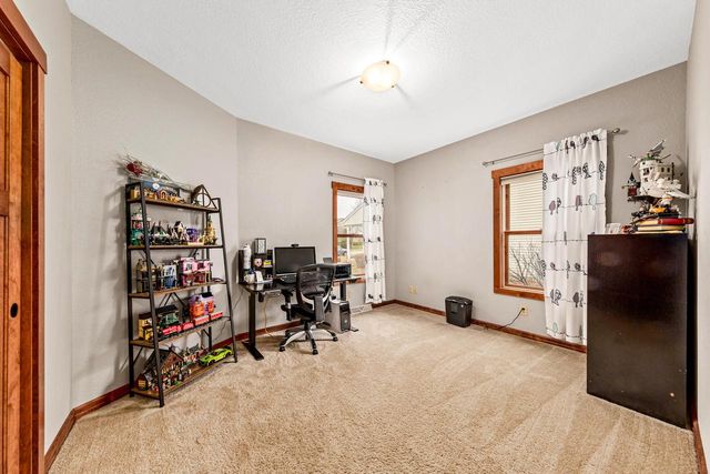 1841 Kissel DRIVE, Hartford, WI 53027