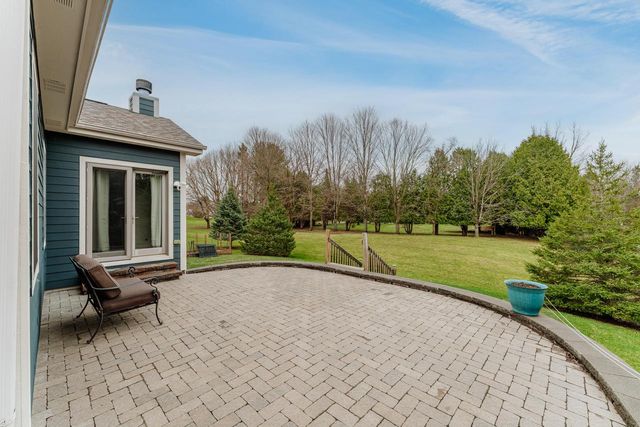 1841 Kissel DRIVE, Hartford, WI 53027