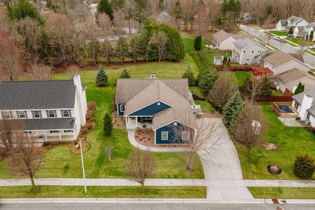 1841 Kissel DRIVE, Hartford, WI 53027