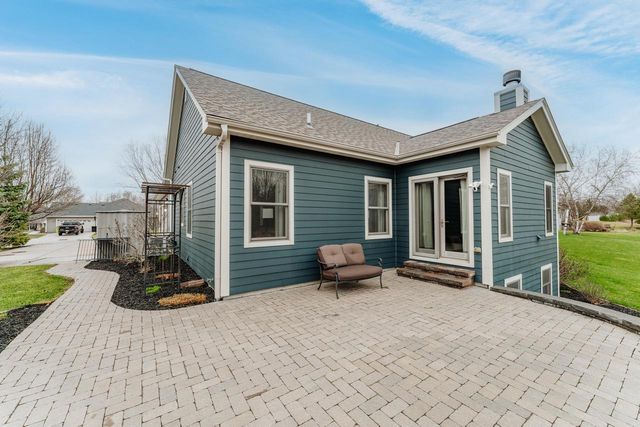 1841 Kissel DRIVE, Hartford, WI 53027