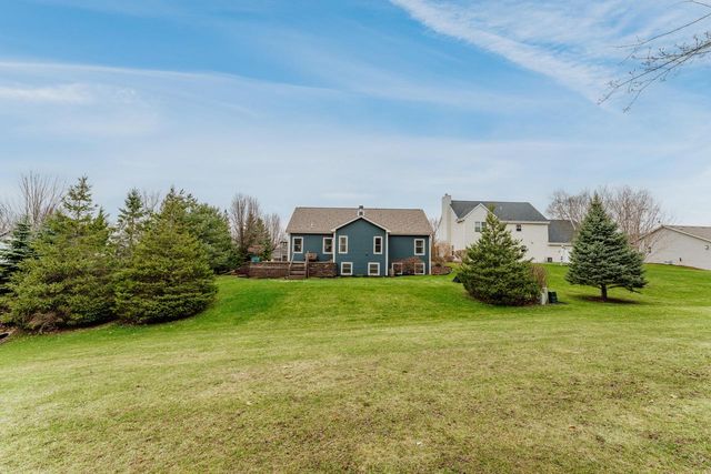 1841 Kissel DRIVE, Hartford, WI 53027