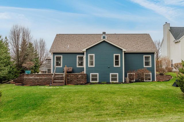 1841 Kissel DRIVE, Hartford, WI 53027