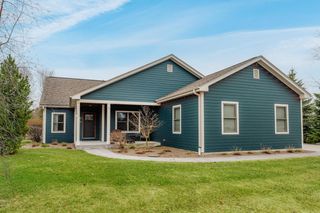 1841 Kissel DRIVE, Hartford, WI 53027