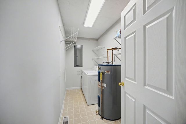 761 College Road, Paris, KY 40361