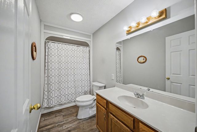 761 College Road, Paris, KY 40361