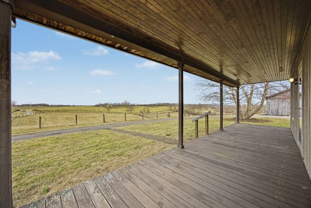 761 College Road, Paris, KY 40361