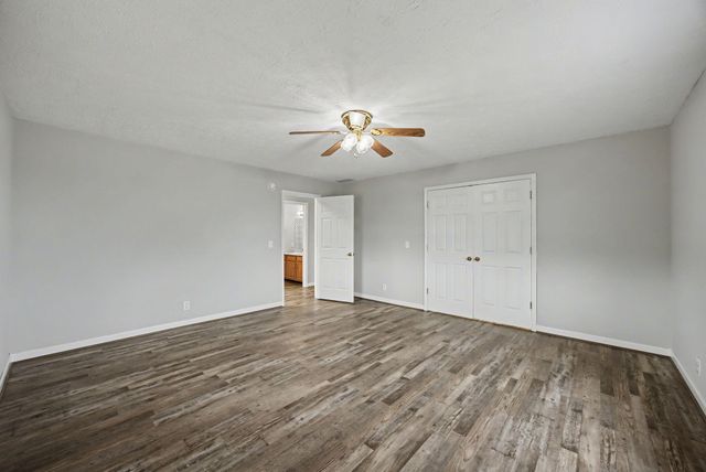 761 College Road, Paris, KY 40361