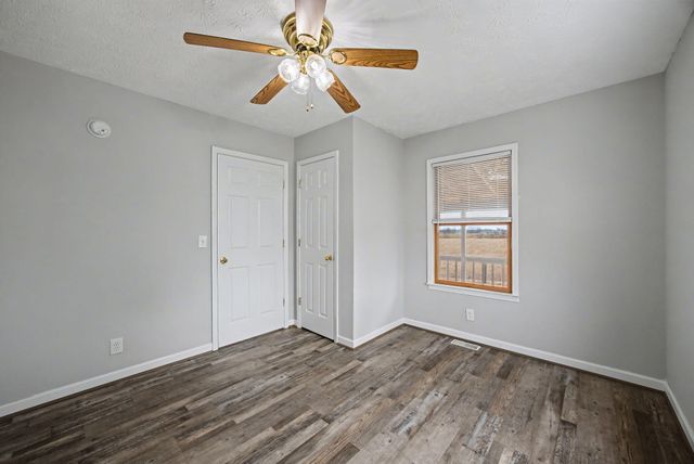 761 College Road, Paris, KY 40361