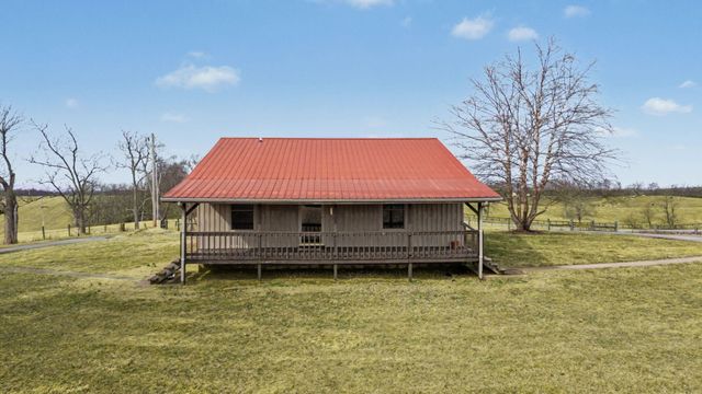 761 College Road, Paris, KY 40361