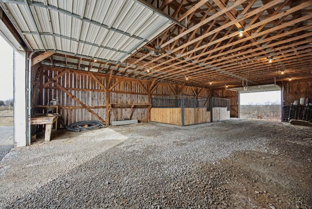 761 College Road, Paris, KY 40361