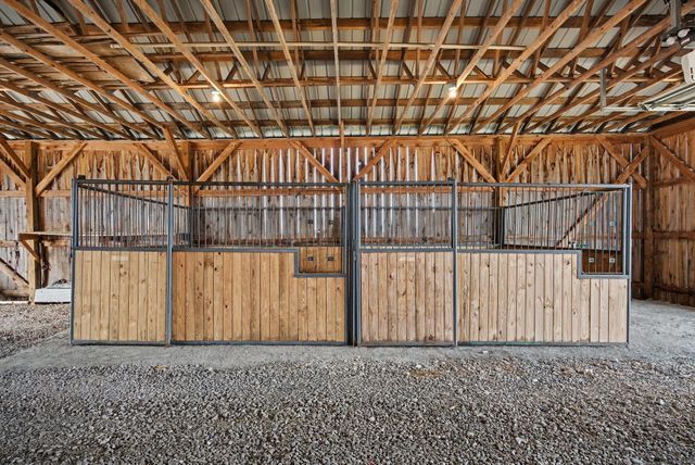 761 College Road, Paris, KY 40361